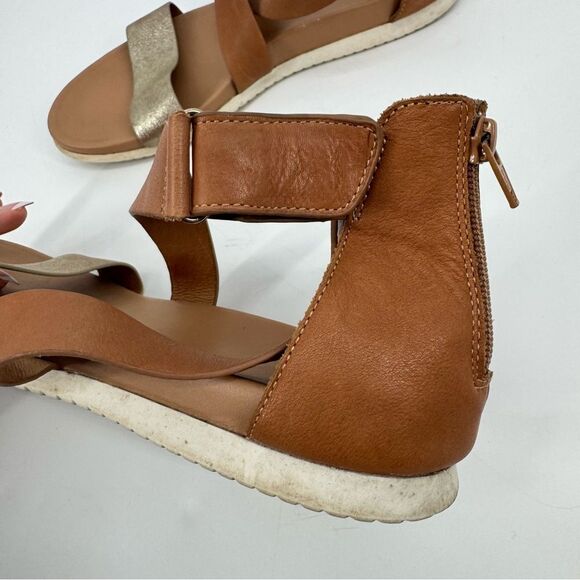 Sofft Womens Fiora Sandal Brown Gold Leather Caged Gladiator Flat Shoe Sz 11 - Picture 4 of 8